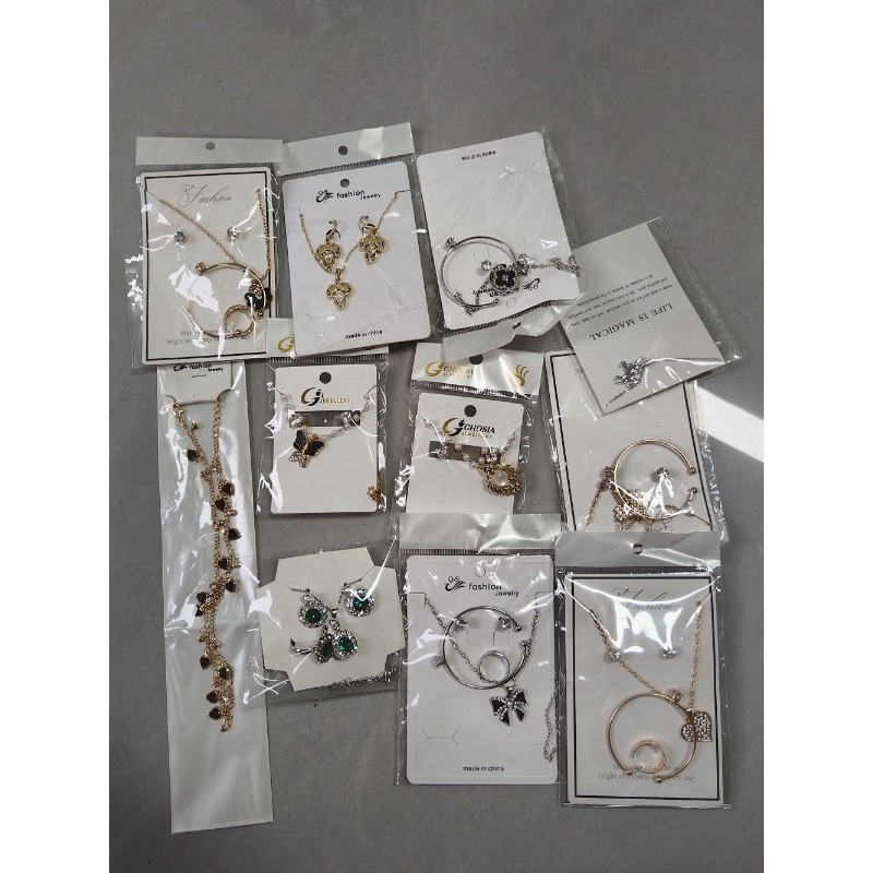 Jarra misteriosa de joias de o - Bar Cart Gold avaliação e preço